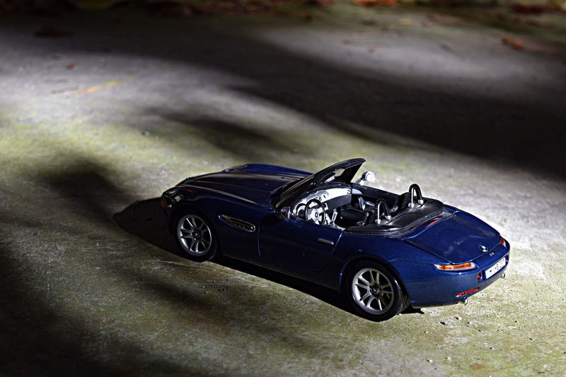 Illustration for article titled 2000 BMW Z8 by Maisto